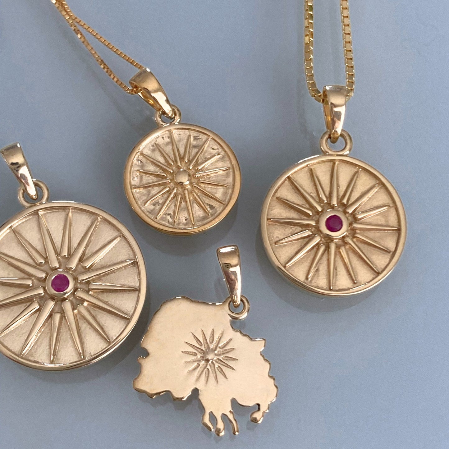 Karta Pendant