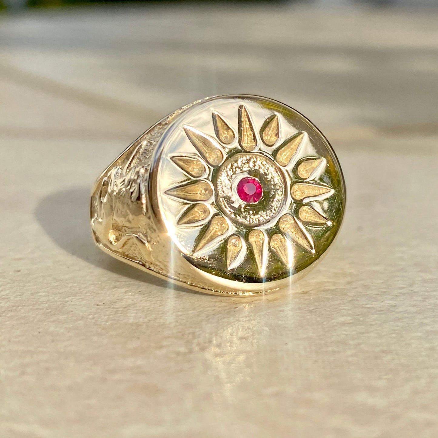 Kutles Ring