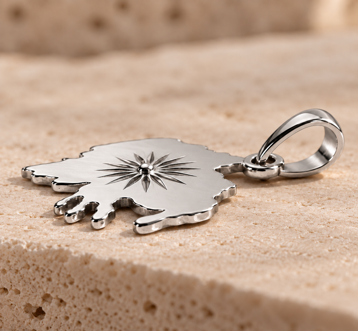 Karta Pendant - Silver