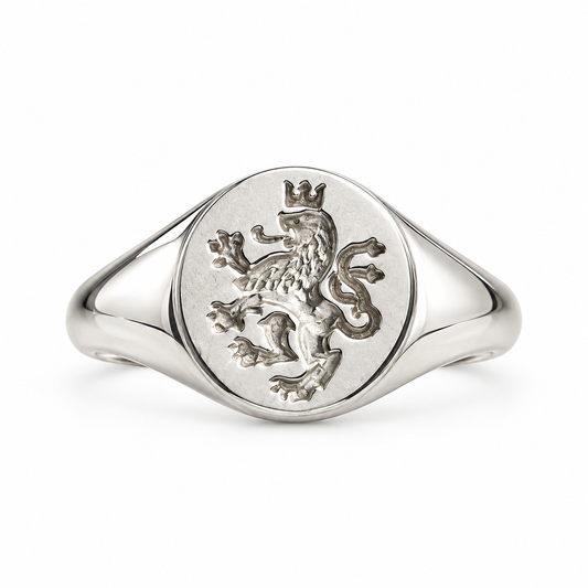 Lavica Signet Ring - Silver